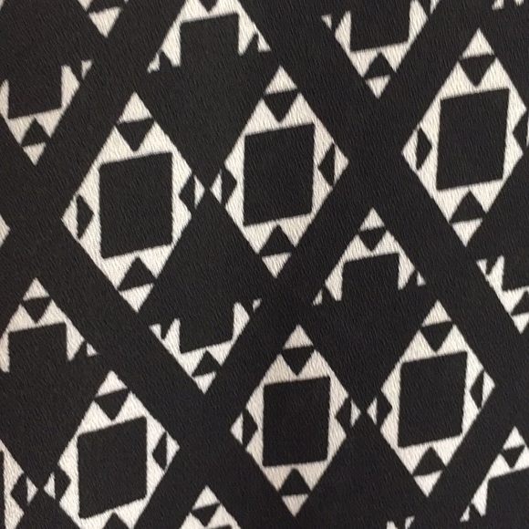 COACHELLA: Long Sleeved Shorts Romper - Picture 3 of 3